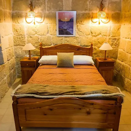 The Honeypot Bed & Breakfast *