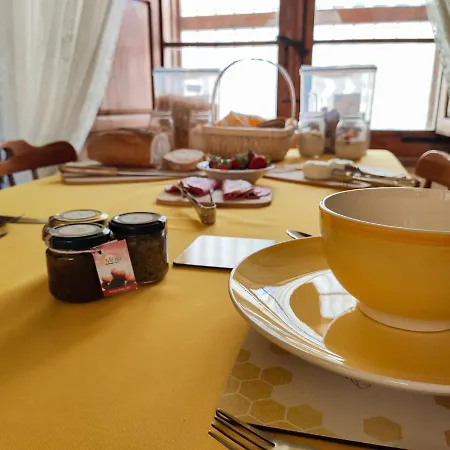 The Honeypot Bed & Breakfast *